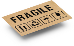 Этикетка крафт "Fragile" 40х25 мм (250 шт/рулон)